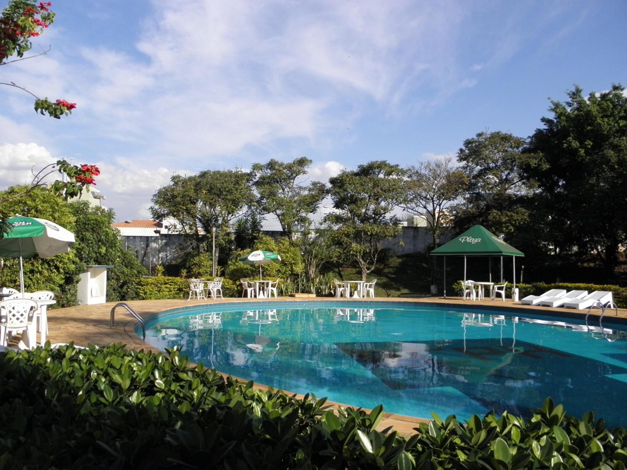 Rio Claro Plaza Hotel Exterior photo