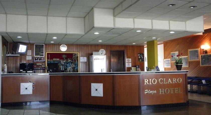 Rio Claro Plaza Hotel Exterior photo